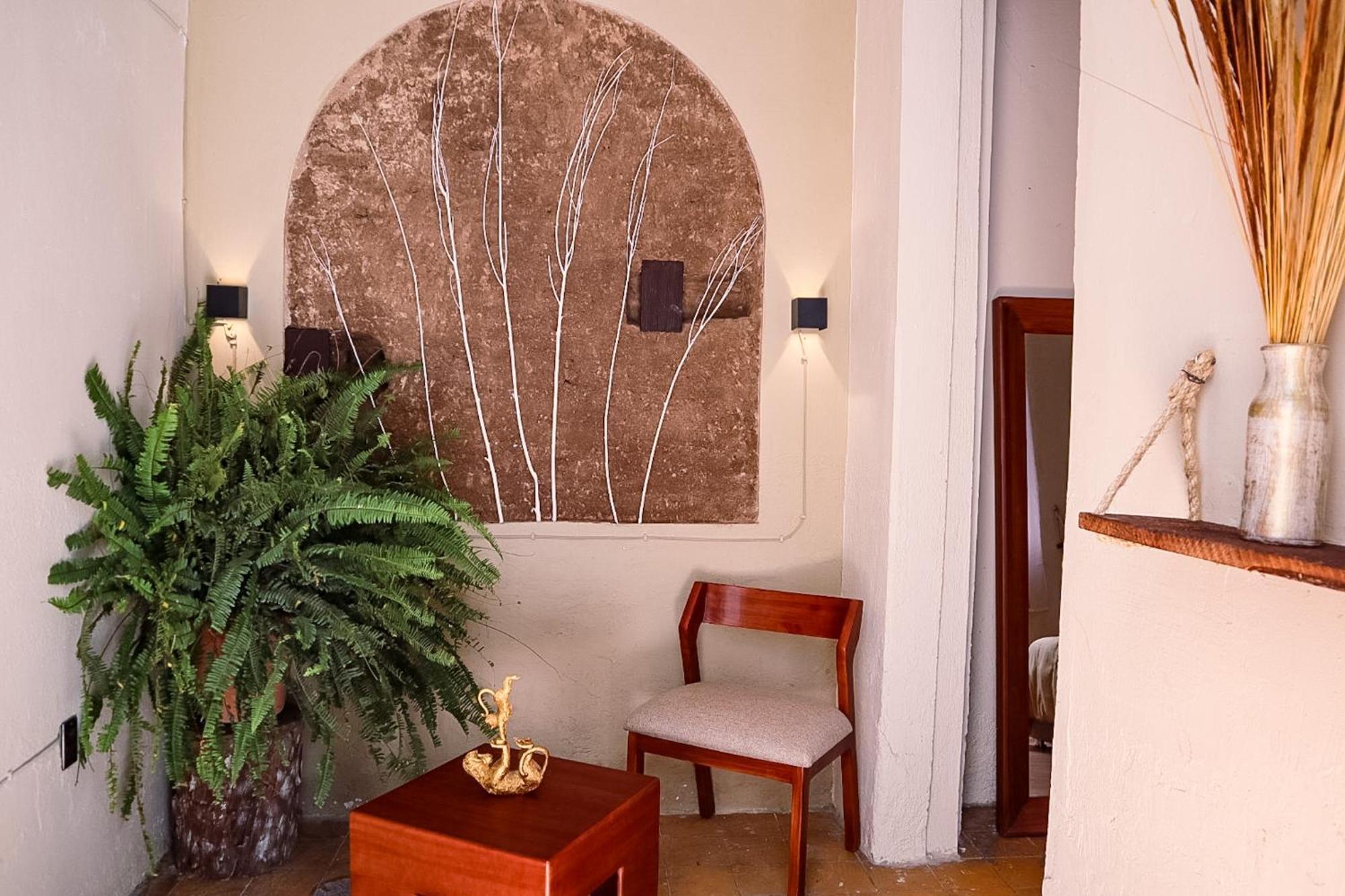 Real Santuario Aparthotel Гуадалахара Екстериор снимка